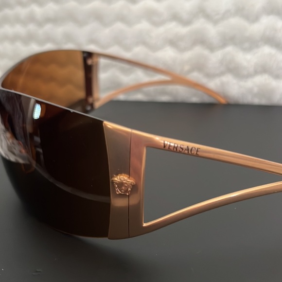 Versace sunglasses - Picture 5 of 15